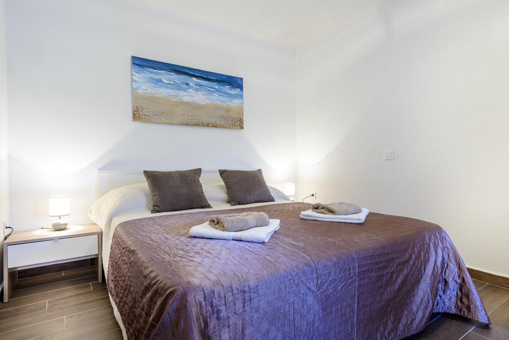 Apartment Mistral - Cosy Apartment With Sea View Molunat Eksteriør bilde